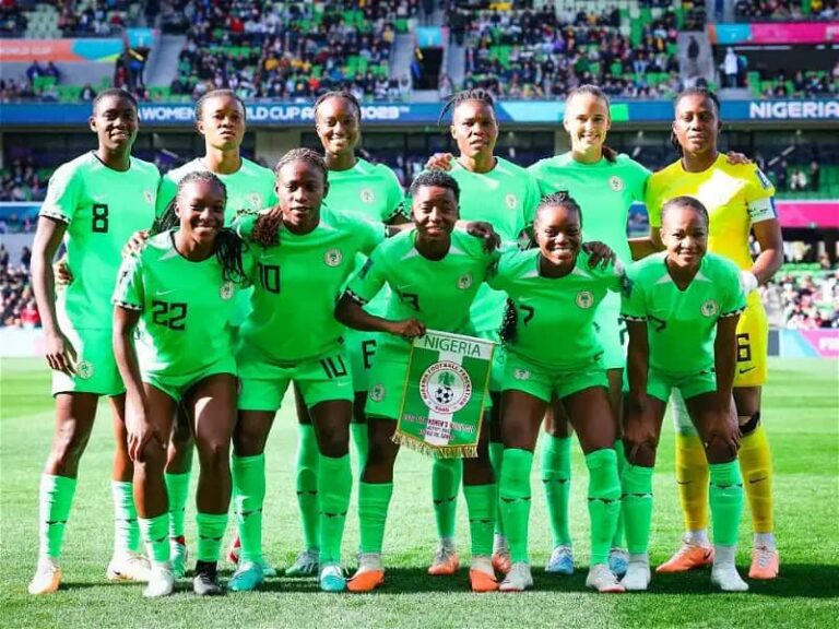 Sapphire Nigeria Women Football Supporters Club (SNWFSC) Commends